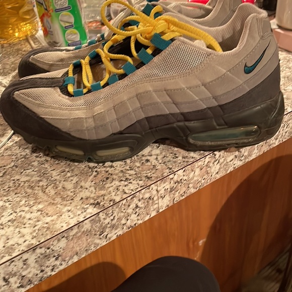 Nike air max 95 worn but good condition size 10.5 - Picture 3 of 4